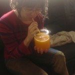 Frischgepresster Orangensaft zum Frühstück ... aus einem 1-Liter-Weckglas
